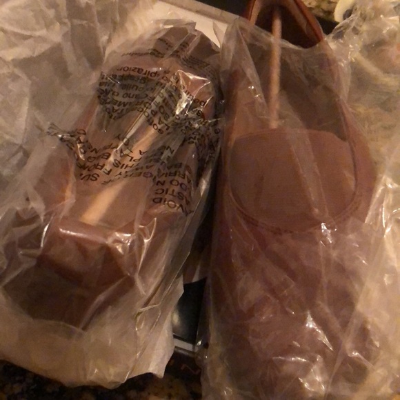 Vionic 7.5 Fresh Linden Mocha Slip On - Picture 5 of 11